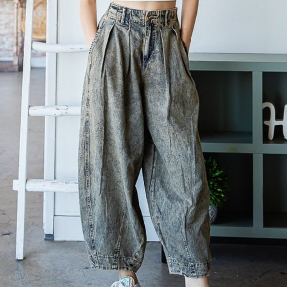 Oli & Hali Mineral Wash Cotton Dark Denim Cropped Baggy Relaxed Fit Jeans - Picture 2 of 9